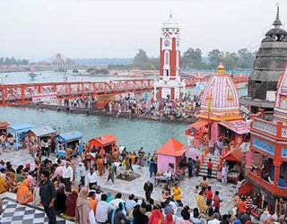 Haridwar Car Rentals from Hamirpur