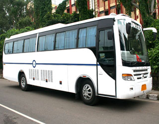 27 Seater Coach Rental in Hamirpur